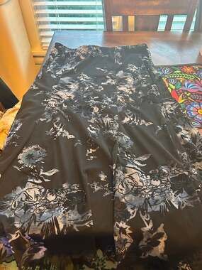 Requirements skirt size medium